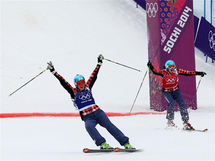 Фристайлистки из Канады завоевали золото и серебро Олимпиады в ски-кроссе