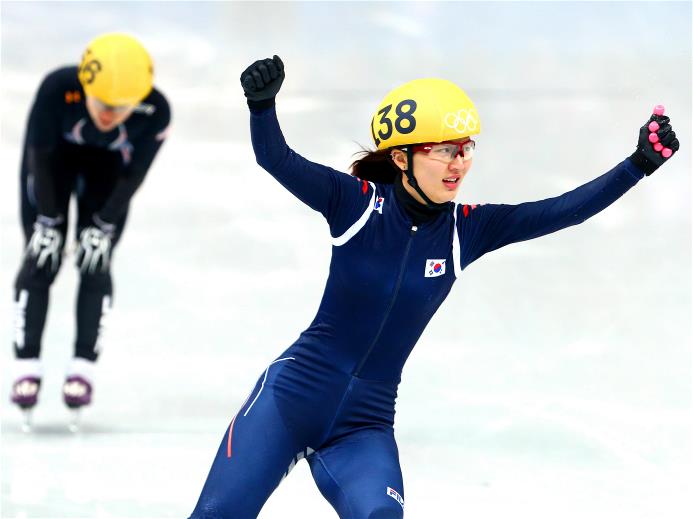 Олимпийскую 1000-метровку в шорт-треке среди женщин выиграла Пак Сын Хи