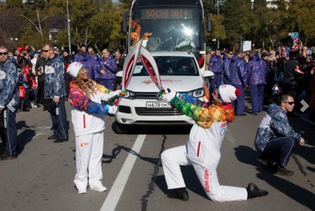 Рекордное путешествие Эстафеты Олимпийского огня "Сочи 2014" по самой большой стране завершено. 